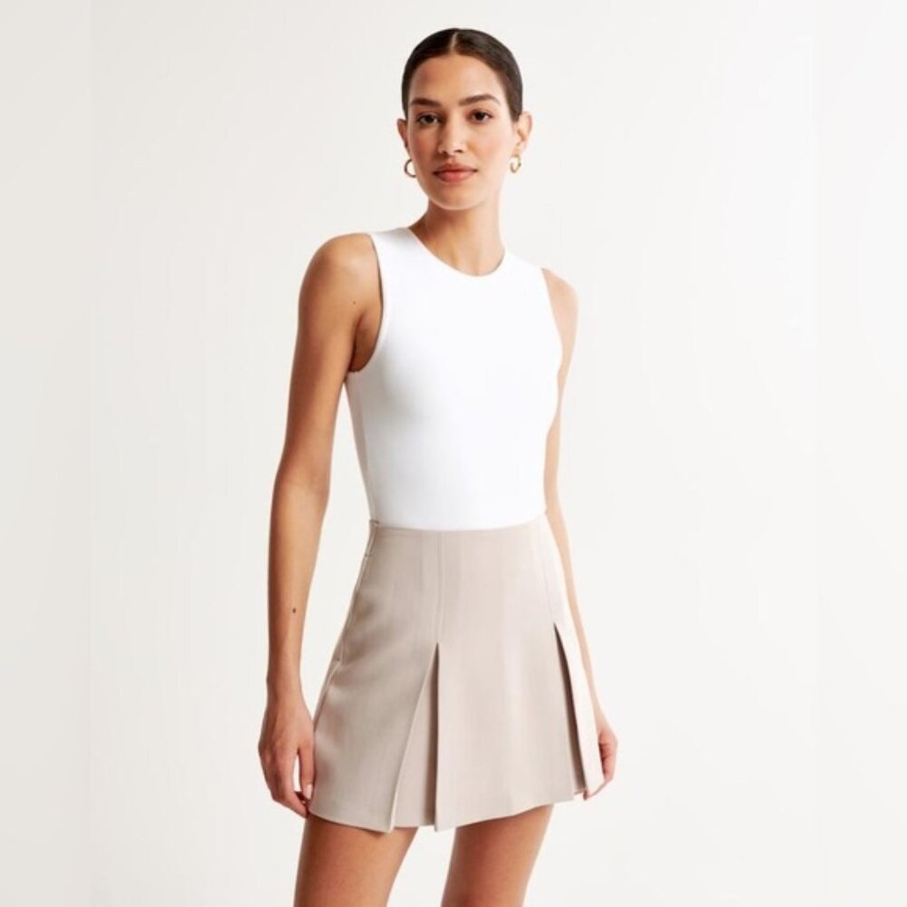 Abercrombie Pleated Menswear Skort